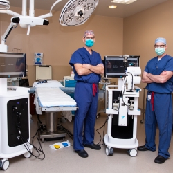 Dr. McDonald and Dr. Reichard with the Depuy VELYS Robotic Assisted Solution